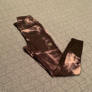 Virus leggings Size Small